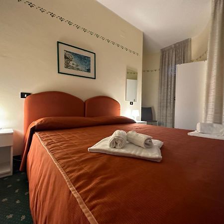 Hotel Atena Ciro Marina Luaran gambar