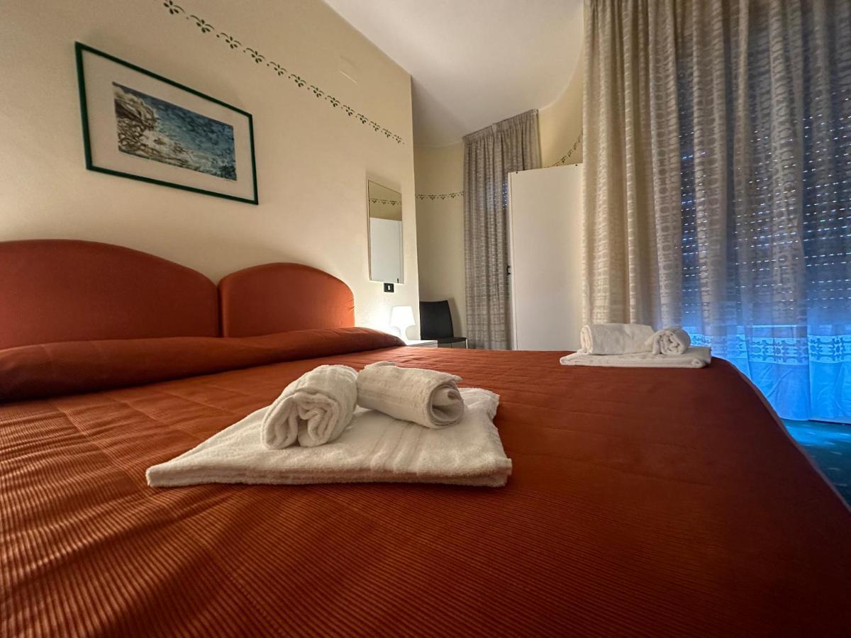 Hotel Atena Ciro Marina Luaran gambar